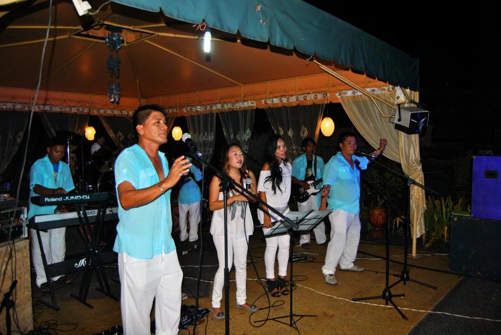 Parrot Paradise Resort Boljoon エクステリア 写真