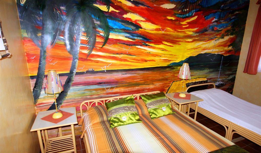 Parrot Paradise Resort Boljoon エクステリア 写真