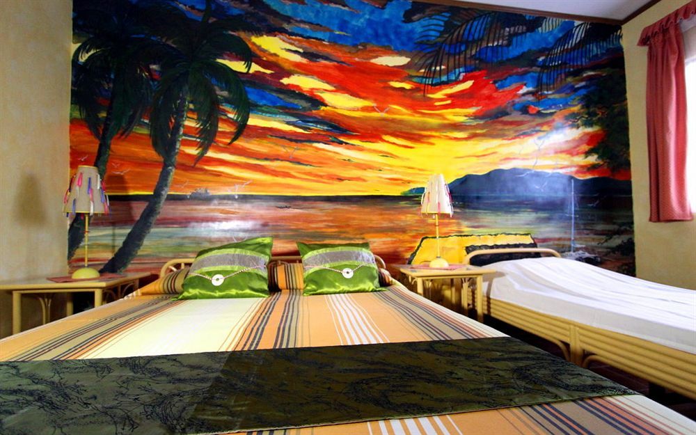 Parrot Paradise Resort Boljoon エクステリア 写真